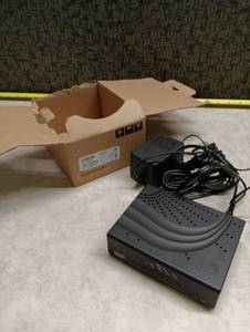 lot 254 image: Scientific Atlanta DPC2100R2 Cable Modem with Power Adapter