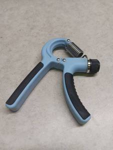 lot 290 image: Adjustable Hand Grip Strengthener