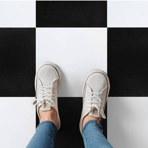 lot 19571 image: 40-Pack Black and White Checkered Peel and Stick Floor Tiles,12x12 Self-Adhesive DIY Flooring for Kitchen, Dining Room, Bedroom & Bathroom - Retail $52