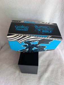 lot 602 image: Pokemon Scarlet & Violet Black Bolt Elite Trainer Box - Empty No Cards Included