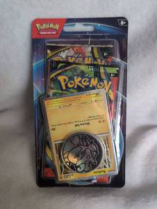 lot 607 image: Pokemon Trading Card Game Raikou Booster Pack with Foil Card and Coin - Sealed
