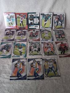 lot 1012 image: NFL Football Quarterbacks Trading Cards Collection Lot - 18 ct - Joe Burrow, Jalen Hurts, Mac Jones, Tua Tagovailoa,&nbspBaker Mayfield, Russell Wilson, Matthew Staford and more&nbsp