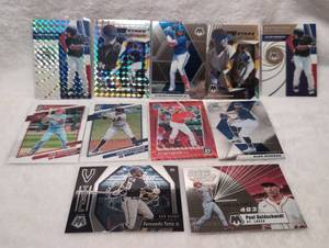 lot 3019 image: Modern Baseball Card Collection Mixed Brands and Players - 11 ct - Vladimir Guerrero Jr., Fernando Tatis Jr.