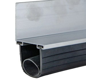 lot 323 image: Universal Garage Door Bottom Seal - L Shaped Back - See all images 10
