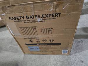 lot 8644 image: Safety Gate