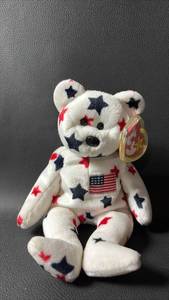 lot 35 image: 1997 TY Beanie Baby Glory Patriotic Bear with Stars and American Flag