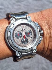 lot 104 image: Swiss Made Chronograph Watch, Sapphire Crystal, Steel Case, 10 Bar