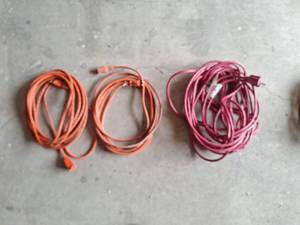 lot 119 image: Red Looong Cord & 2 Short Extention Cords