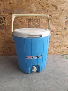 lot 123 image: Vintage Coleman Water Cooler with Spigot