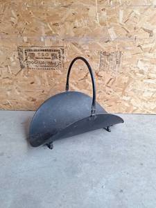 lot 126 image: Black Metal Fireplace Log Holder Basket