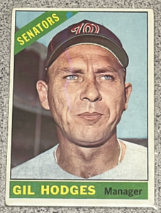 lot 41 image: 1966 Topps Baseball Card #386 - Gil Hodges