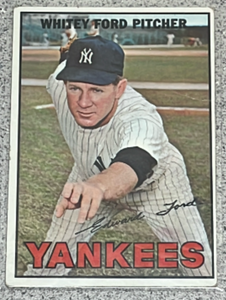 lot 42 image: 1967 Topps Baseball Card #5 - Whitey Ford