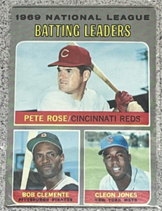 lot 59 image: 1970 Topps Baseball Card #61 - NL Batting Leaders Pete Rose Roberto Clemente