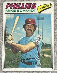 lot 80 image: 1977 Topps Baseball Card #140 - Mike Schmidt Philadelphia Phillies