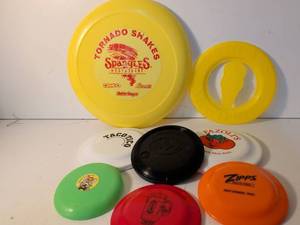 lot 34 image: Restaurant Chain Promotional Frisbee Collection