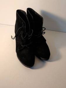 lot 43 image: Madden Girl Black Suede Lace-Up Ankle Boots