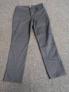 lot 73 image: Lee Mens Wrinkle Free Dress Pants in black Size 8 M