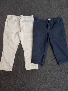 lot 97 image: Womens Casual Cropped Pants Set - White and Blue Denim Size 12-W31 and 12