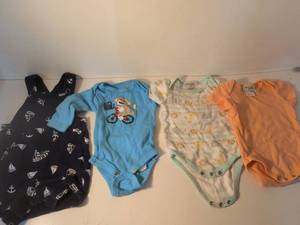 lot 102 image: Baby Clothes Bundle with Romper and Bodysuits Size 6-9 Months