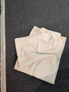lot 172 image: Cream Colored fleece blanket