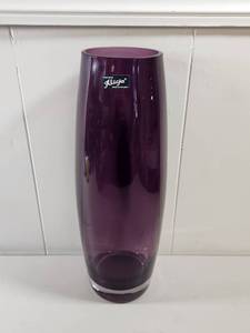lot 96 image: Alicja Purple Glass Vase
