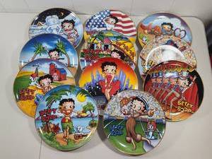 lot 144 image: Betty Boop Collectible Plate Set Of 11