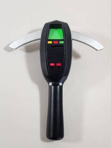 lot 197 image: Ghostbusters PKE Meter Accessory