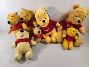 lot 207 image: Disney Winnie the Pooh Plush Collection Vintage
