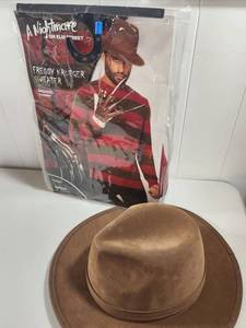 lot 227 image: Freddy Krueger Halloween Costume Set with Sweater Hat and Glove