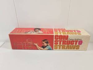 lot 249 image: Parker Brothers Constructo Straws Building Set