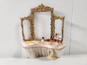 lot 261 image: Dollhouse Miniature Vanity Table with Triple Mirror