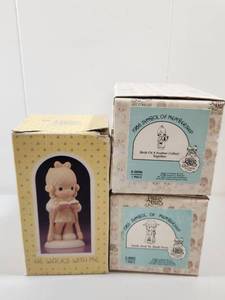 lot 267 image: Precious Moments Figurine Collection Set of 3 with Boxes