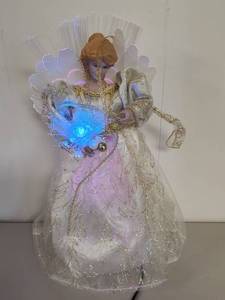 lot 269 image: LED Light-Up Fiber Optic Angel Christmas Tree Topper