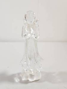 lot 275 image: Clear Angel Figurine&nbsp