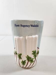 lot 293 image: Hyatt Regency Waikiki Hotel Souvenir Glass with Palm Tree Design