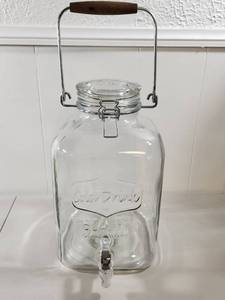lot 329 image: Better Homes & Gardens Glass Water Dispenser with Spigot and Handle