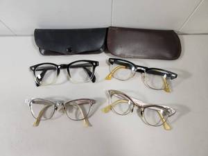 lot 339 image: Classic Mid-Century Eyeglasses Collection with Cases