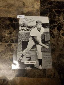 lot 529 image: Bill Hands Chicago Cubs Autographed Baseball Photo