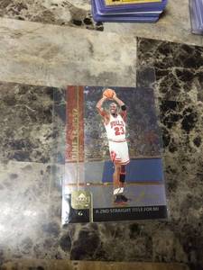 lot 536 image: 2000 Upper Deck XL Michael Jordan Chicago Bulls Basketball Card