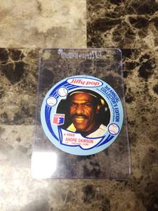 lot 540 image: 1988 Jiffy Pop 3rd Annual Collectors Edition Andre Dawson Chicago Cubs Round Baseball Card