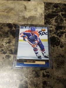lot 558 image: 1999 Upper Deck Wayne Gretzky Edmonton Oilers Hockey Card