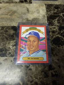 lot 588 image: 1989 Leaf Donruss Diamond Kings Bo Jackson Kansas City Royals Baseball Card