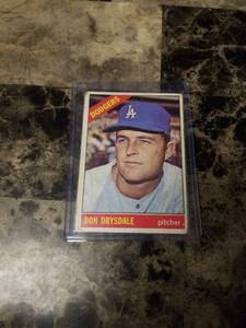 lot 622 image: 1966 Topps Don Drysdale Los Angeles Dodgers Baseball Card