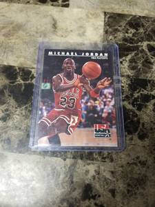 lot 626 image: 1992 Skybox USA Basketball Michael Jordan Chicago Bulls Card