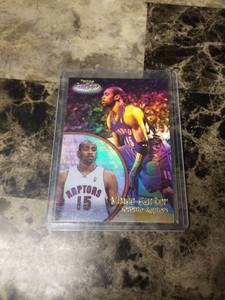 lot 645 image: 2000 Topps Gold Label Vince Carter Toronto Raptors Basketball Card