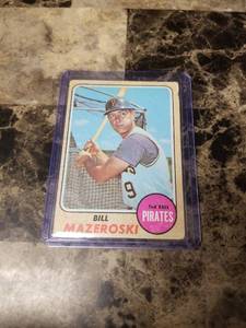 lot 650 image: 1968 Topps Bill Mazeroski Pittsburgh Pirates Baseball Card