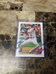 lot 707 image: 2021 Topps Shohei Ohtani Los Angeles Angels Baseball Card
