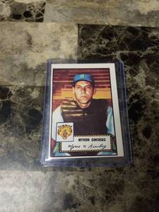 lot 710 image: 1952 Topps Myron Ginsberg Detroit Tigers Baseball Card