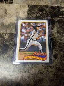 lot 717 image: 1989 Topps Nolan Ryan Houston Astros Baseball Card