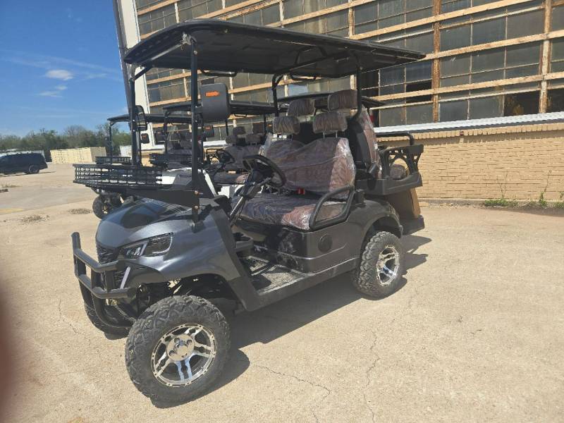 lot 305 image: SDLANCH 2026 4-Passenger Golf Cart  SDLC80